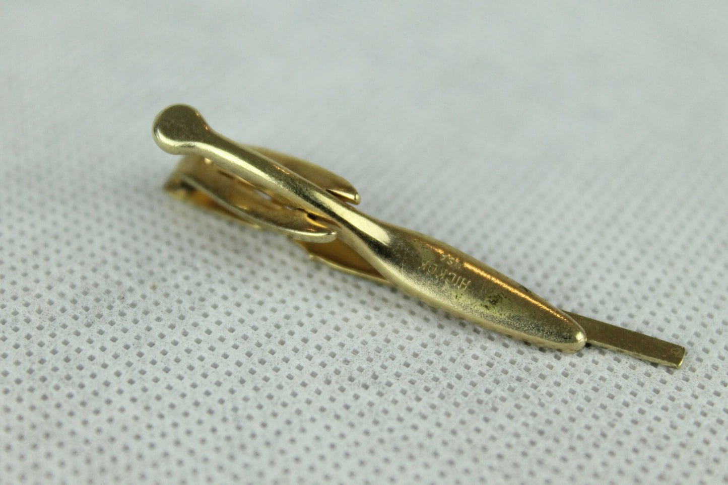 Vintage Hickok Gold Metal Rifle Tie Clip