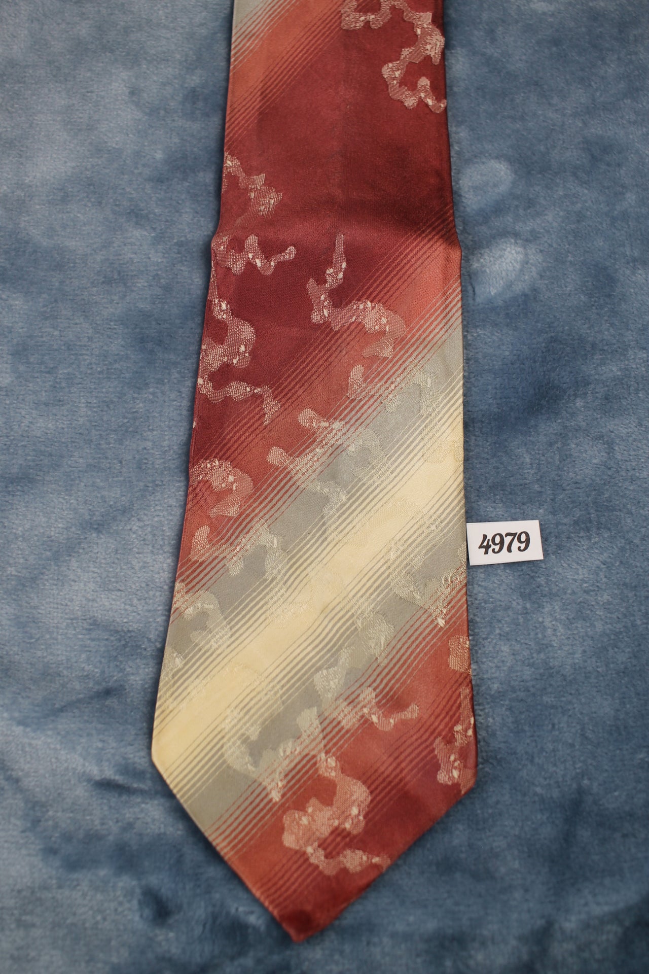 Vintage Rhodia France 1950s/60s pink cream silver faded look pattern tie