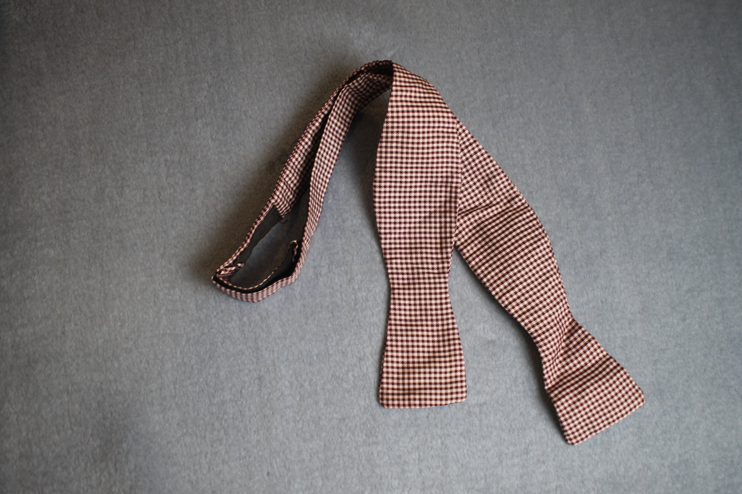 Vintage I Magnin self tie thistle end light pink dark red check pattern bow tie adjustable