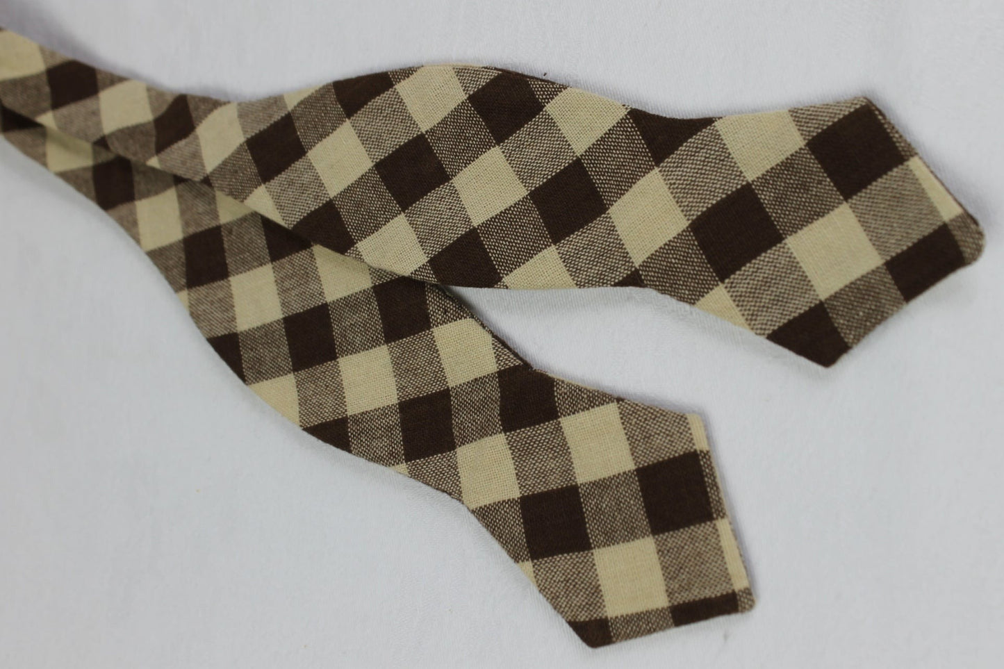 Farah Brown Cream Check Self Tie Thistle Point End Bow Tie