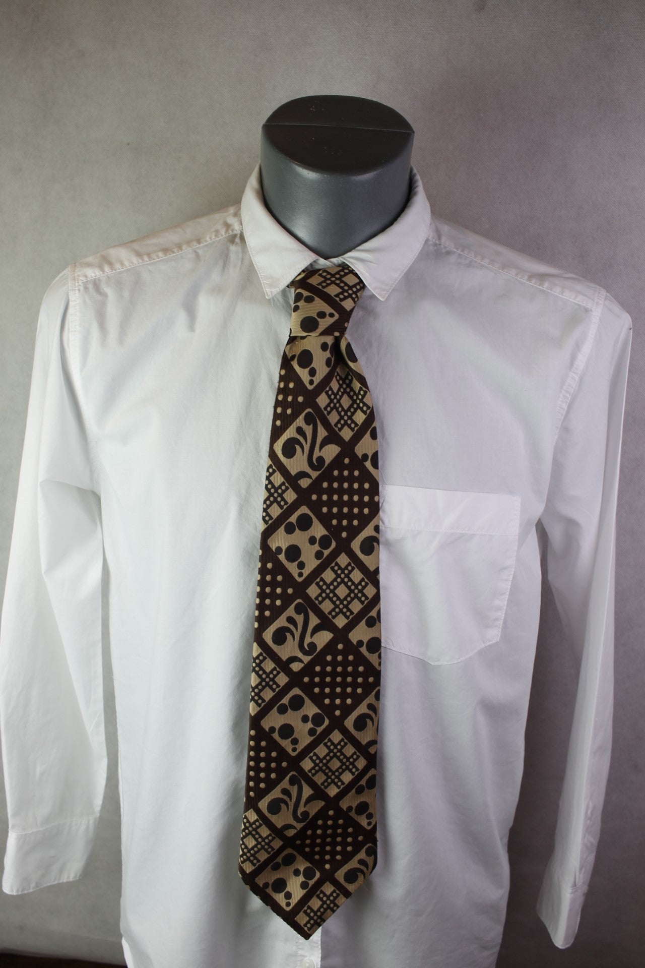 Vintage 1950s/1960s brown gold squares pattern tie