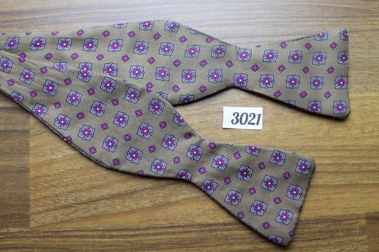 Vintage Bill Blass 100% Silk Self Tie Straight End Thistle Bow Tie Brown Fuchsia Repeat Pattern