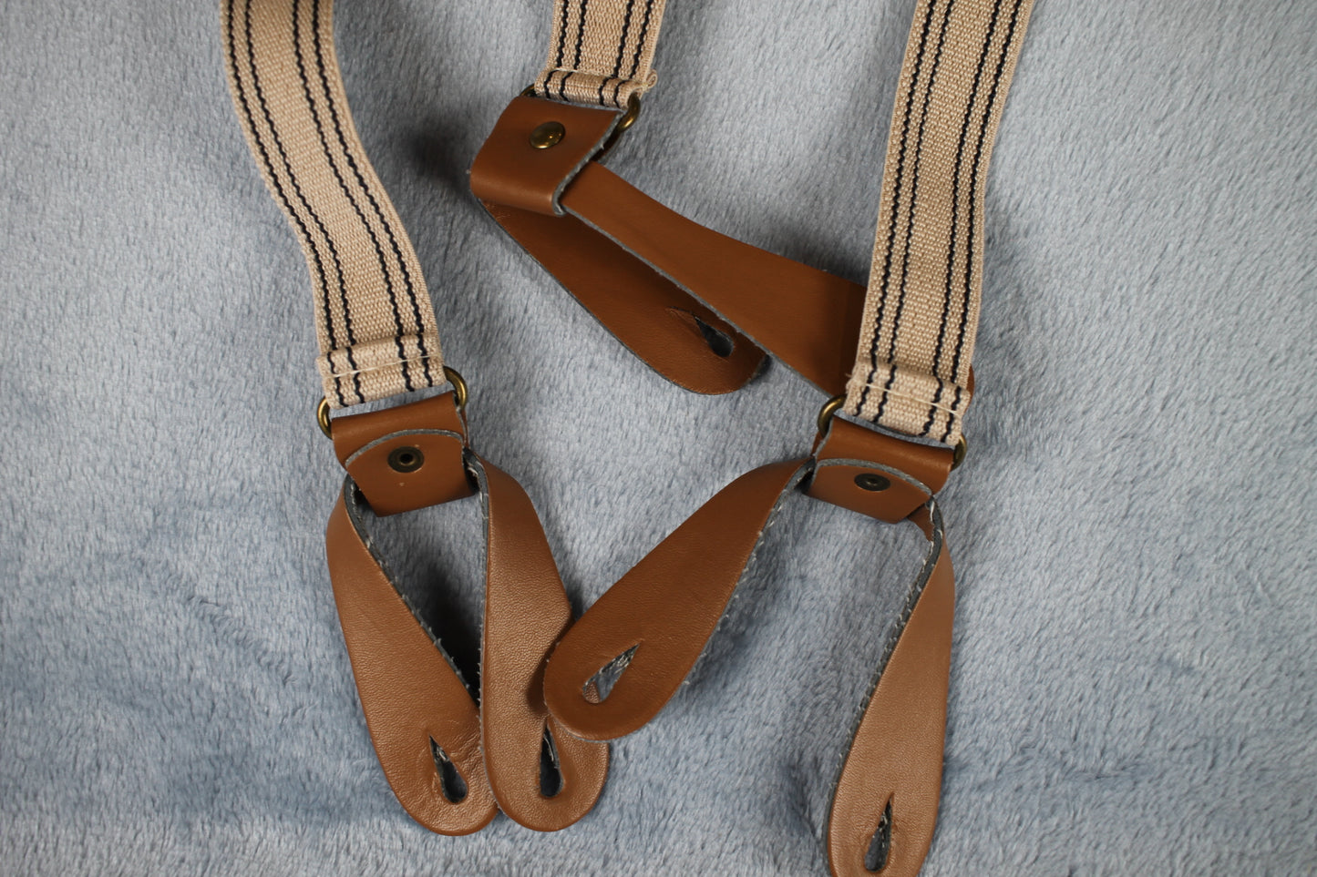 Vintage retro wide leather thong button on elasticated beige striped braces 80s Wall Street