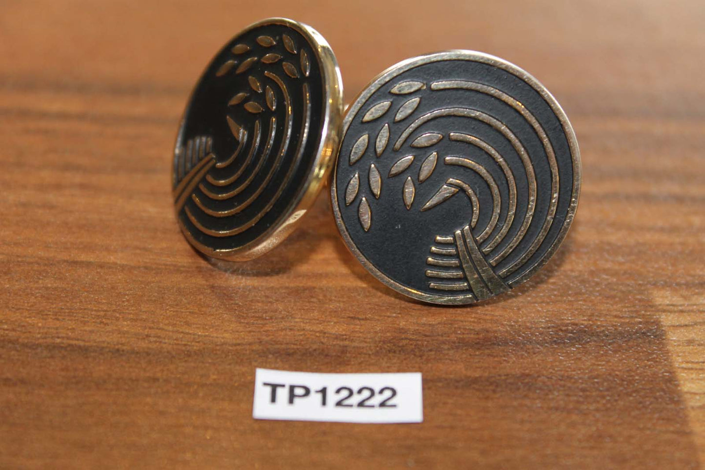 Vintage gold metal black corn sheaths cuff links