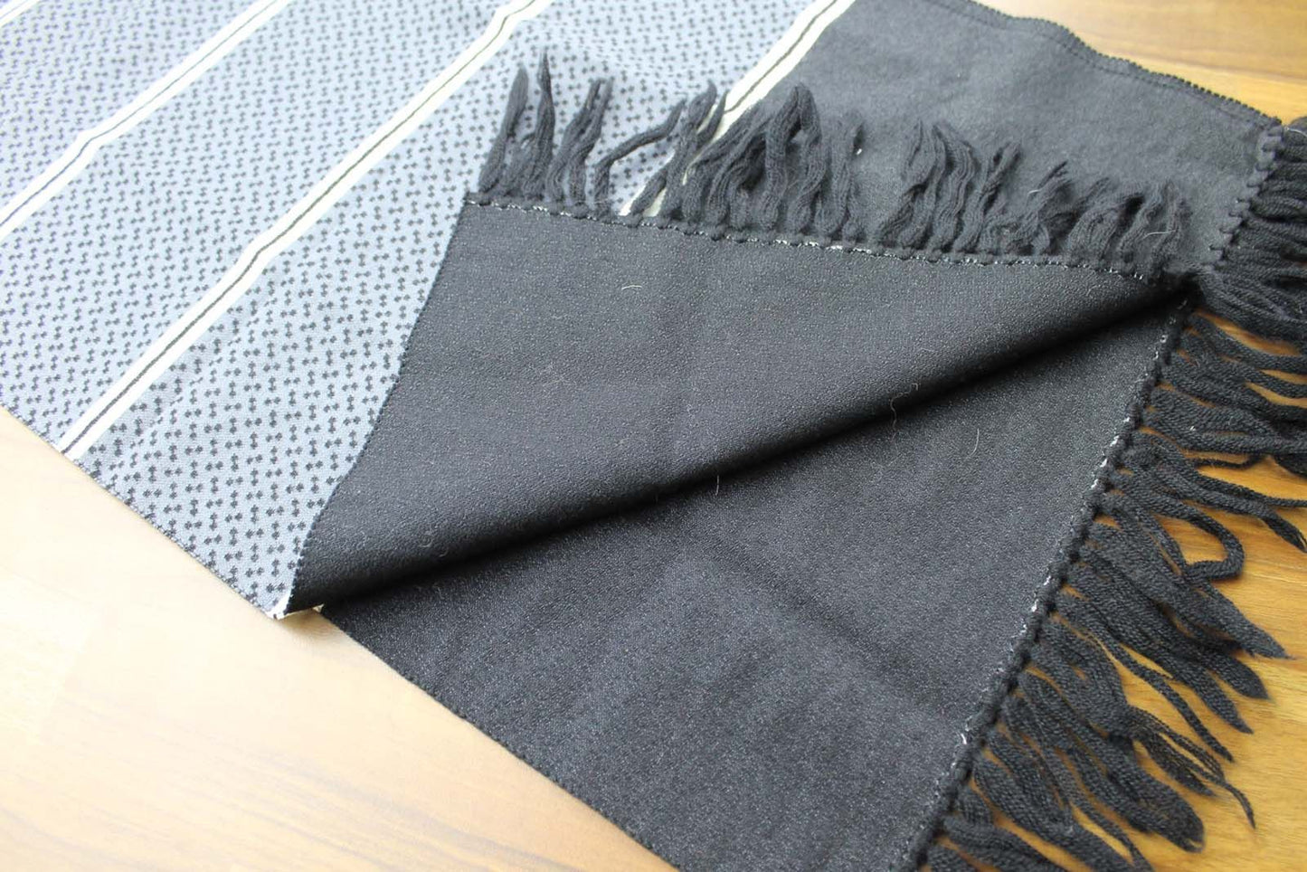 Vintage Mens Unusual Grey Black Cream Fringed Scarf Retro Mod