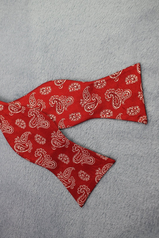 Vintage Cremieux self tie thistle end 100% silk red white paisley bow tie adjustable