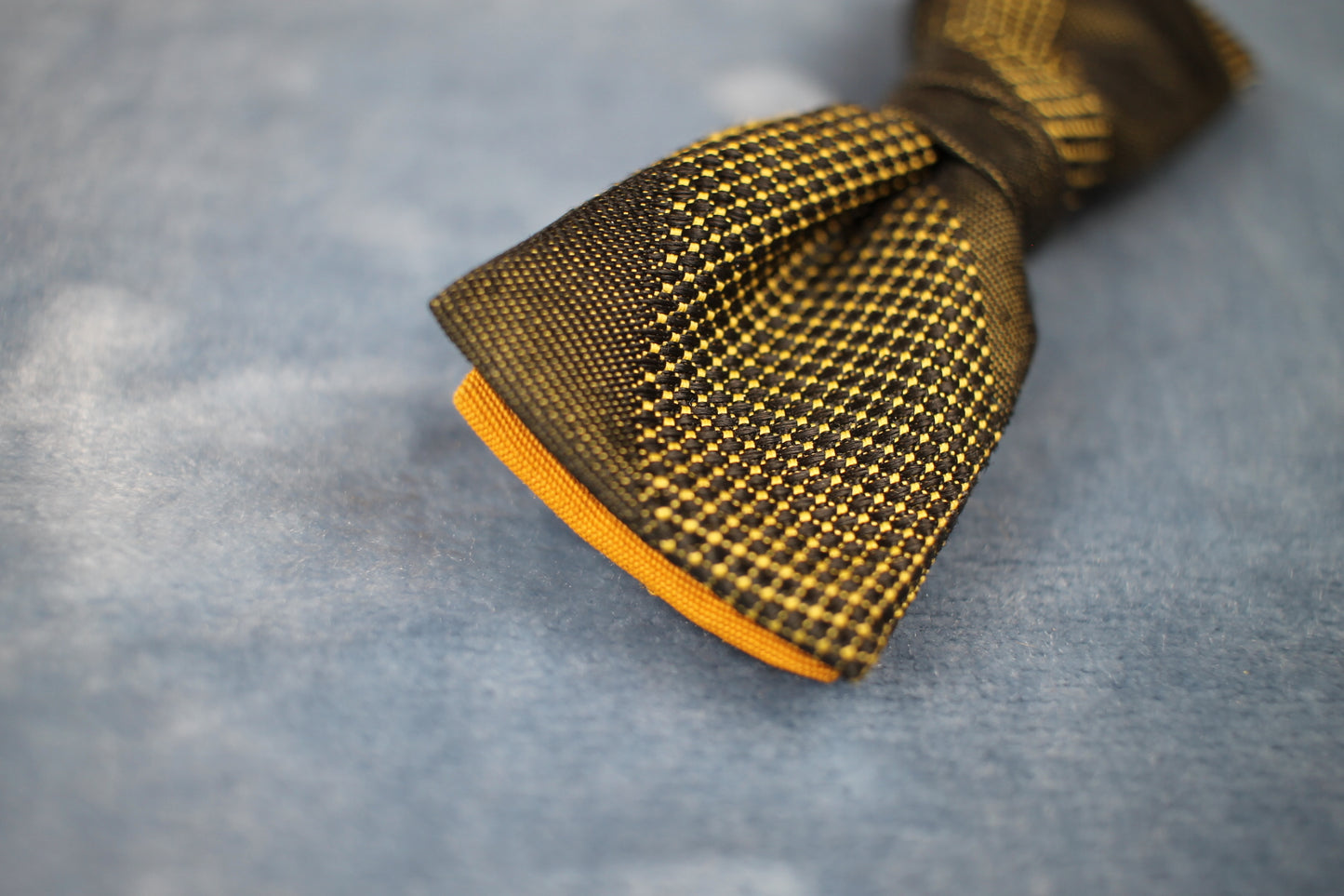 Vintage pre-tied clip on 2 layer black gold pattern bow tie