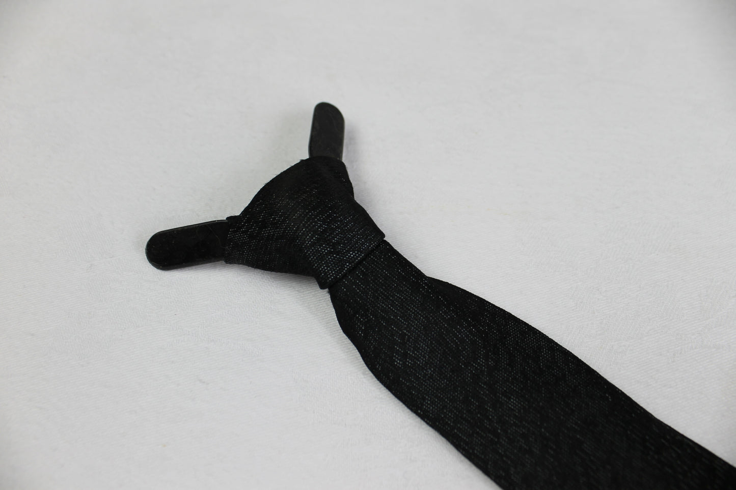 Vintage Black Grey Sharkskin Clip On Skinny Tie