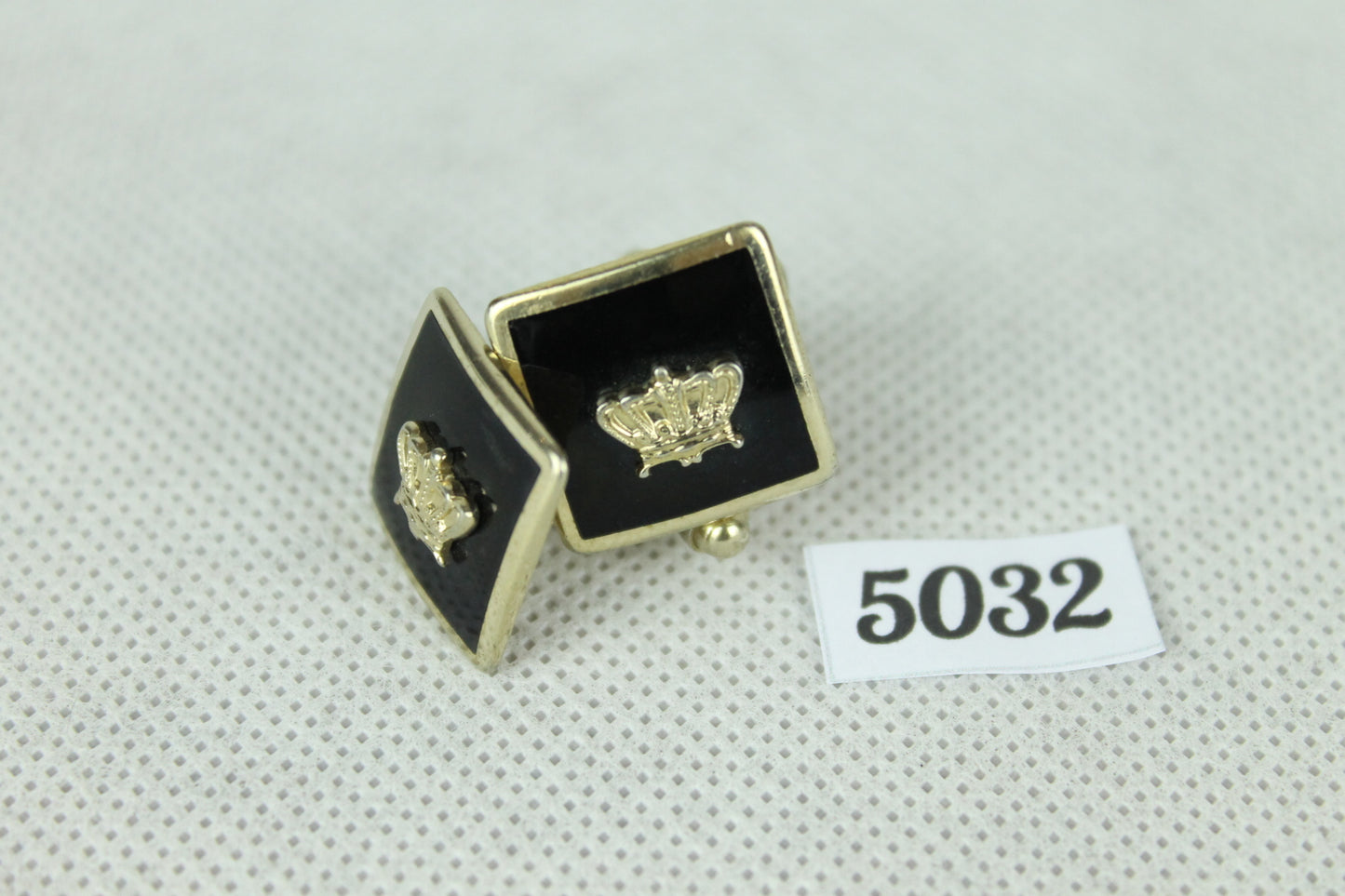 Vintage Gold Metal Crown Cufflinks