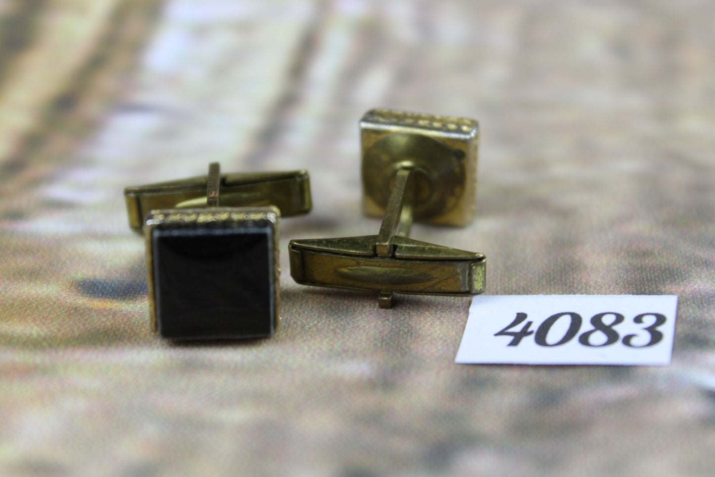 Vintage Beautiful Black Glass Mens Square Decorative Set Cufflinks Excellent Quality