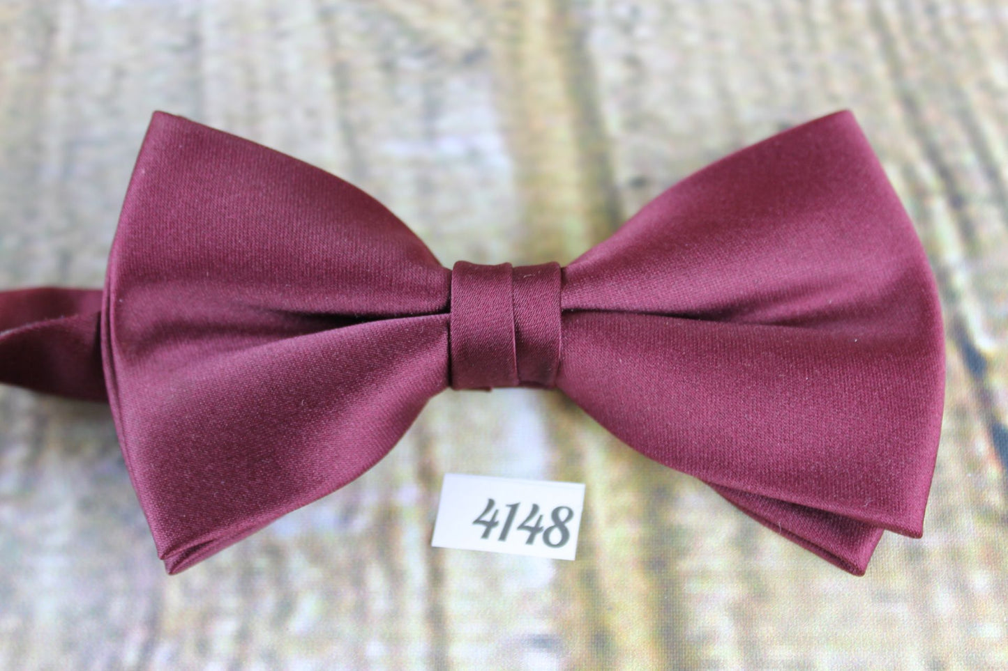 Vintage pre-tied burgundy satin bow tie adjustable