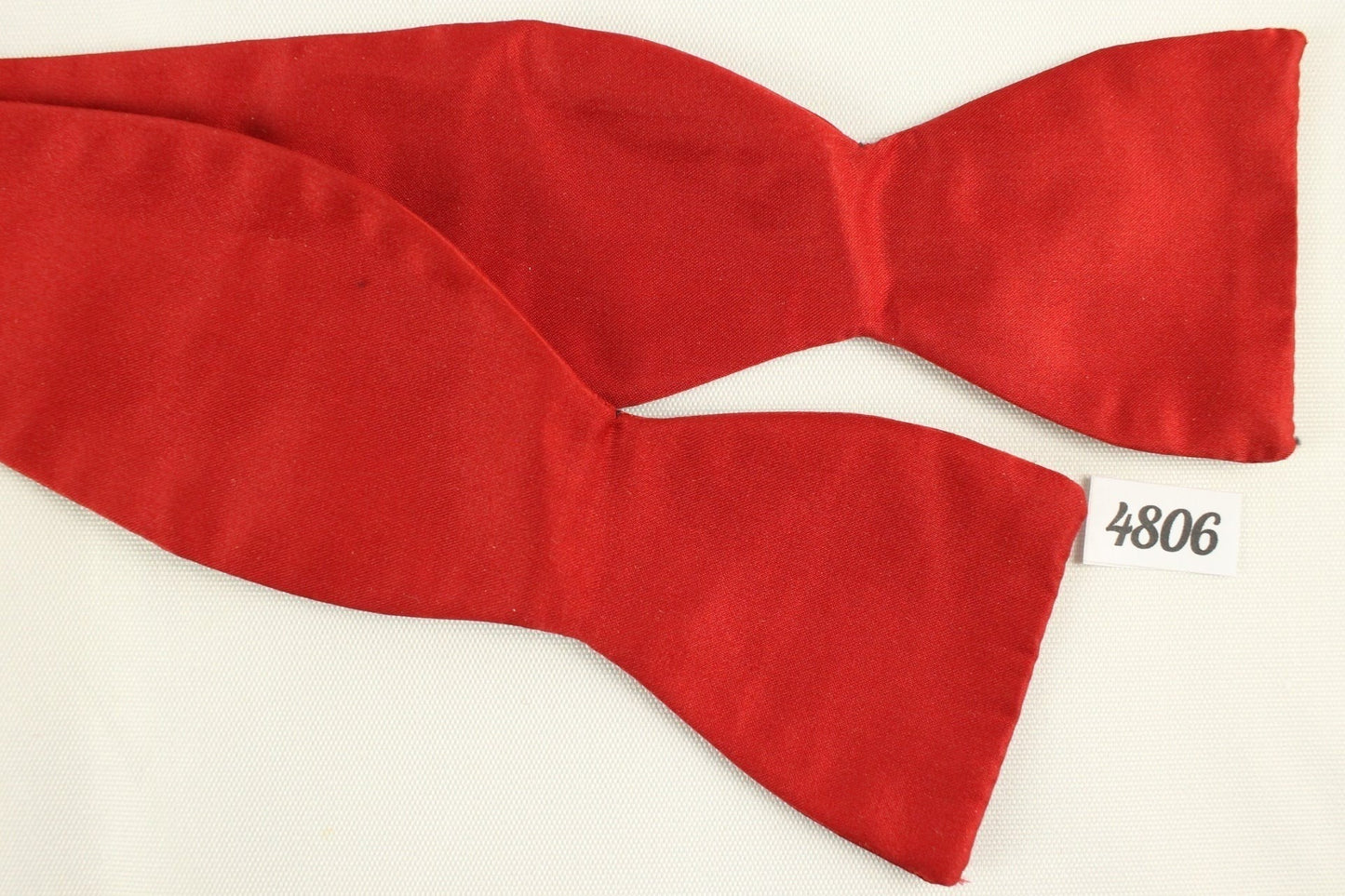 Red Vintage Self Tie Bow Tie All Silk Thistle End