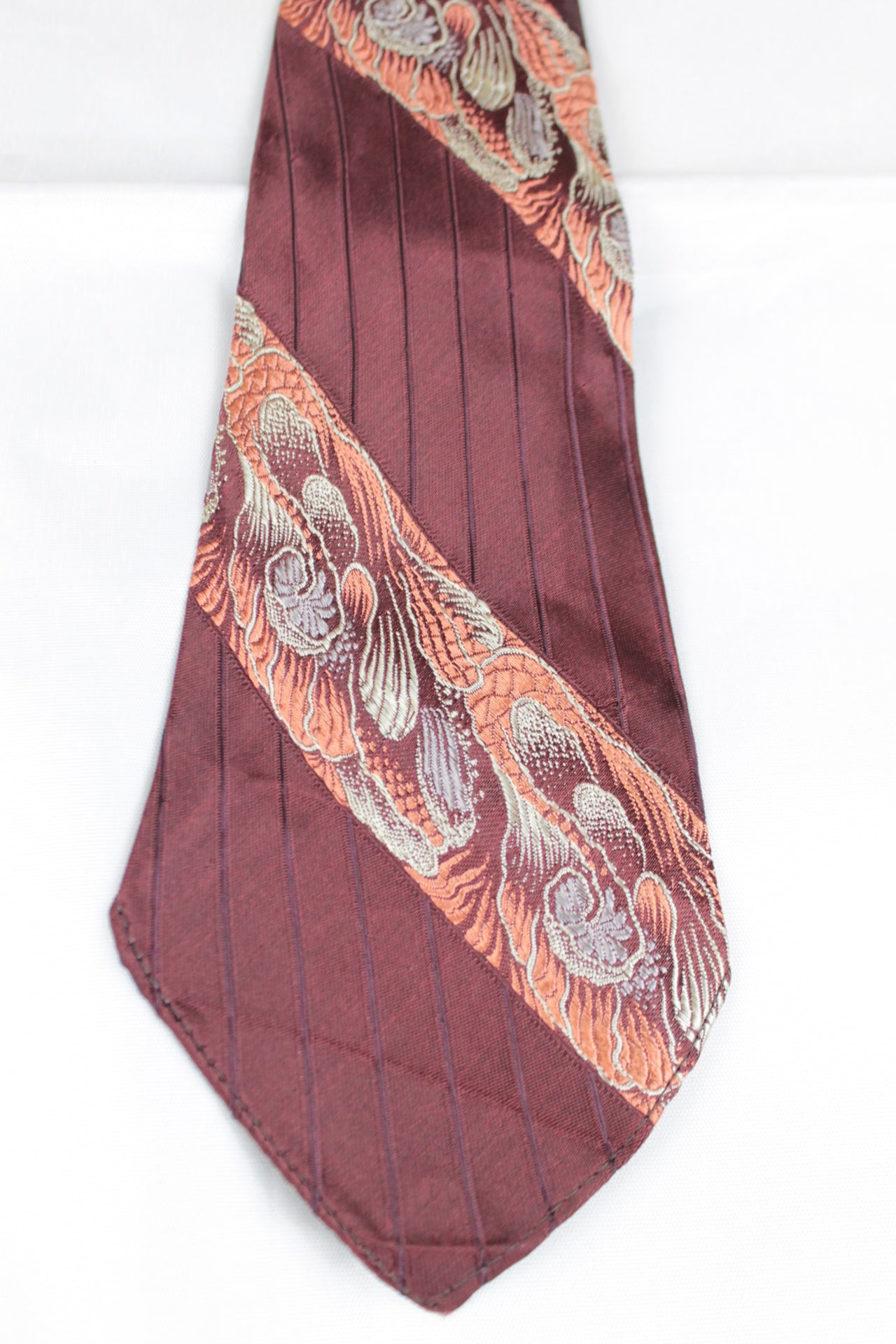 Vintage 1950s Pilgrim Cravats Brown embroidered pattern jacquard pin stripes Swing Tie