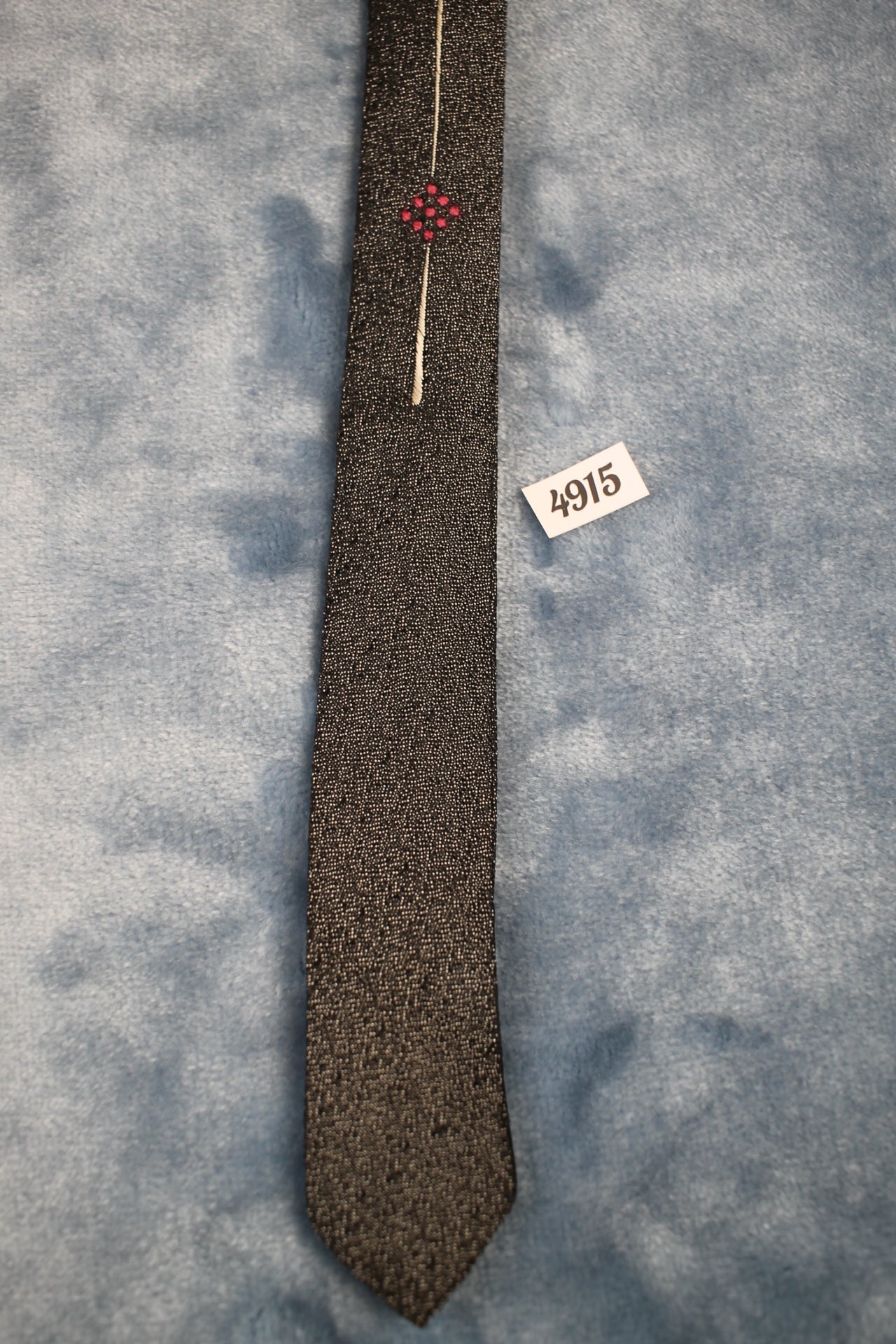 Vintage Dark Grey Flecked Red Motif Skinny Tie 1940s/50s