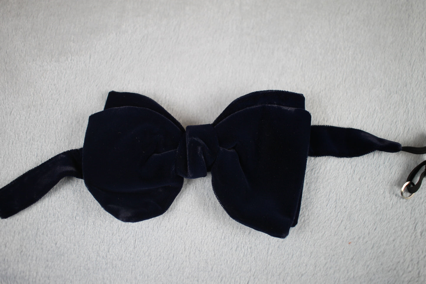 Vintage pre-tied classic dark blue velvet bow tie adjustable
