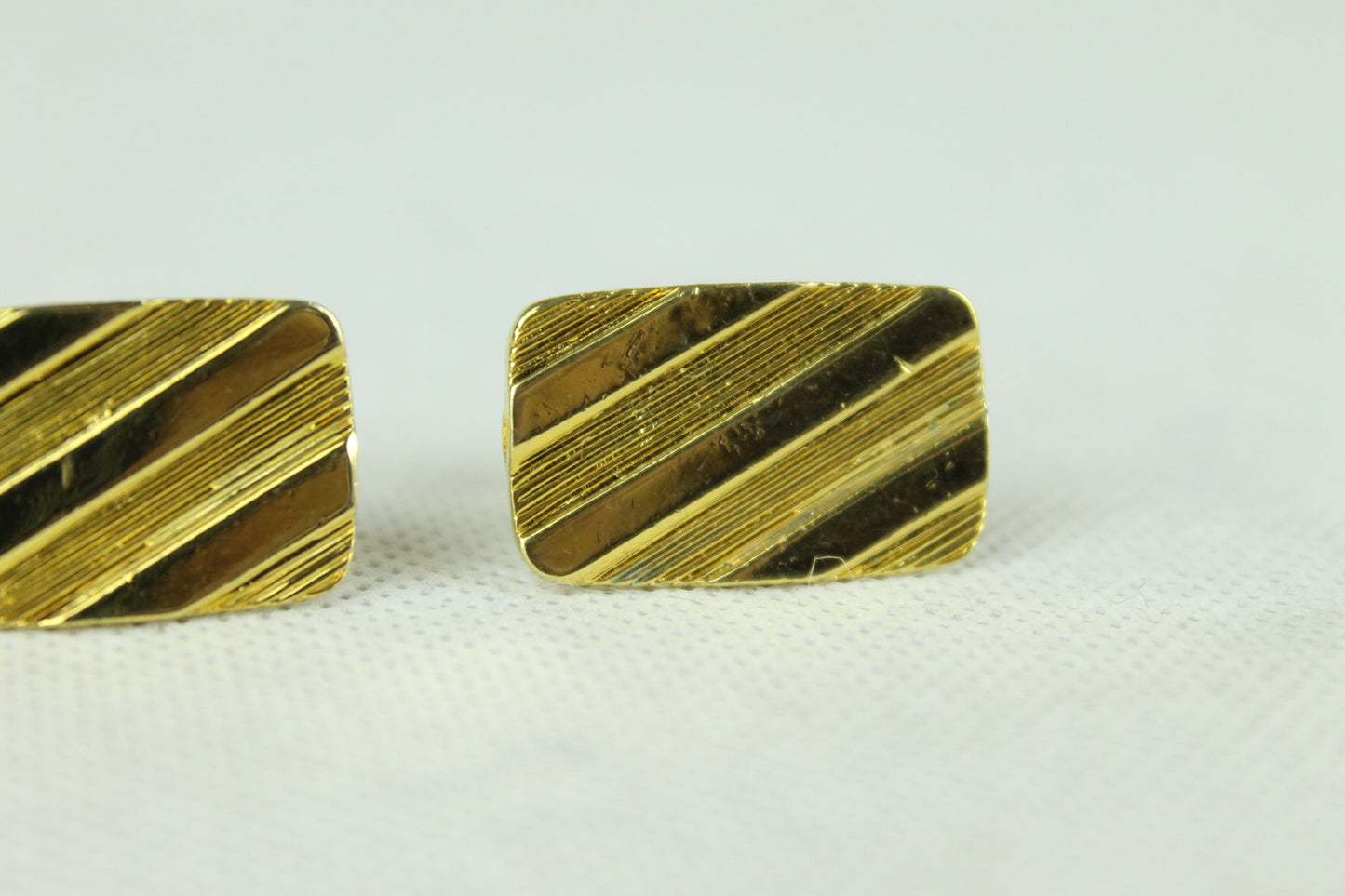 Vintage Gold Oblong Diagonal Stripe Cuff Links