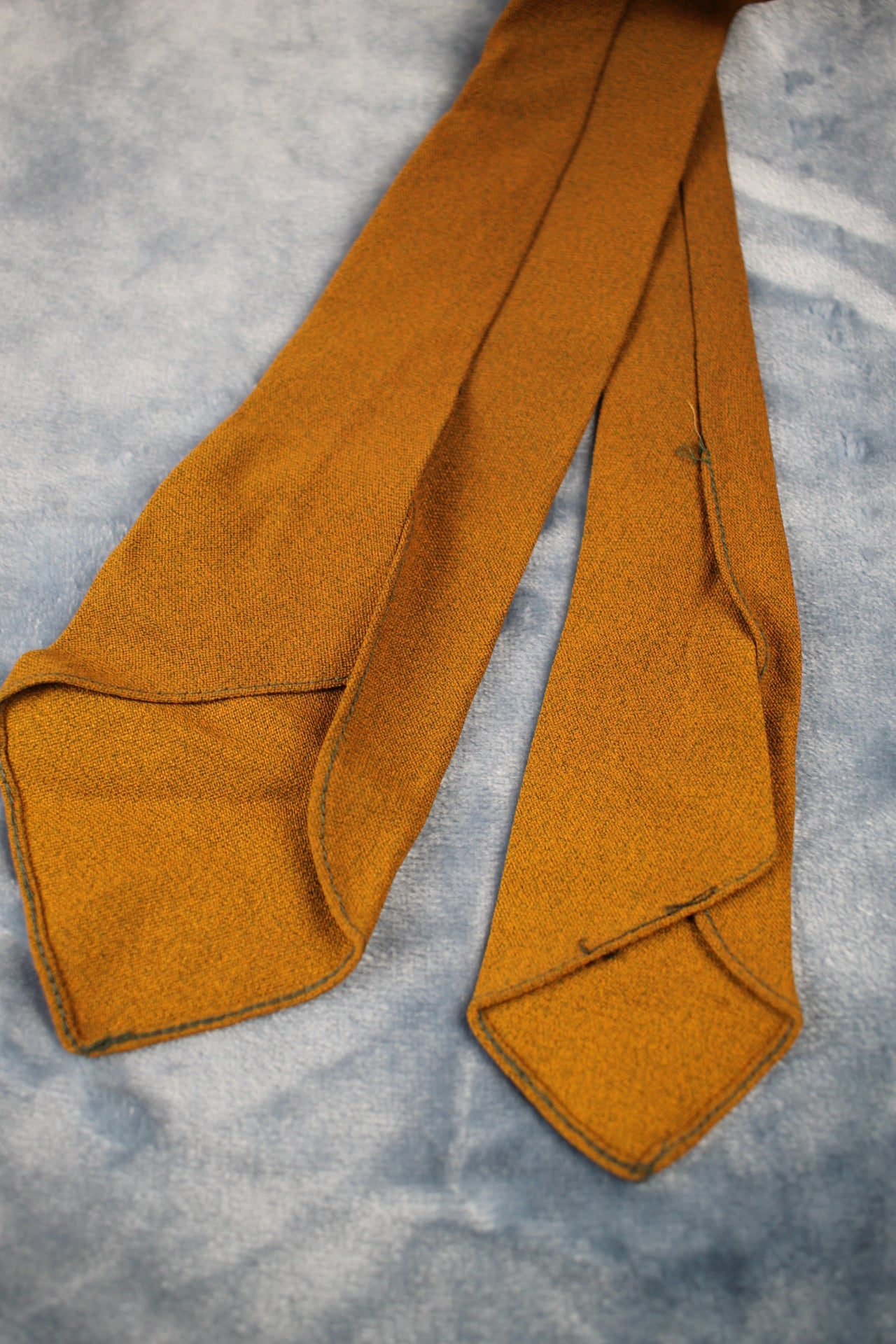 Vintage 1940s/50s khaki tan speckled unlined swing tie