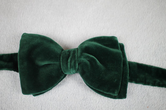 Vintage pre-tied classic green velvet bow tie adjustable