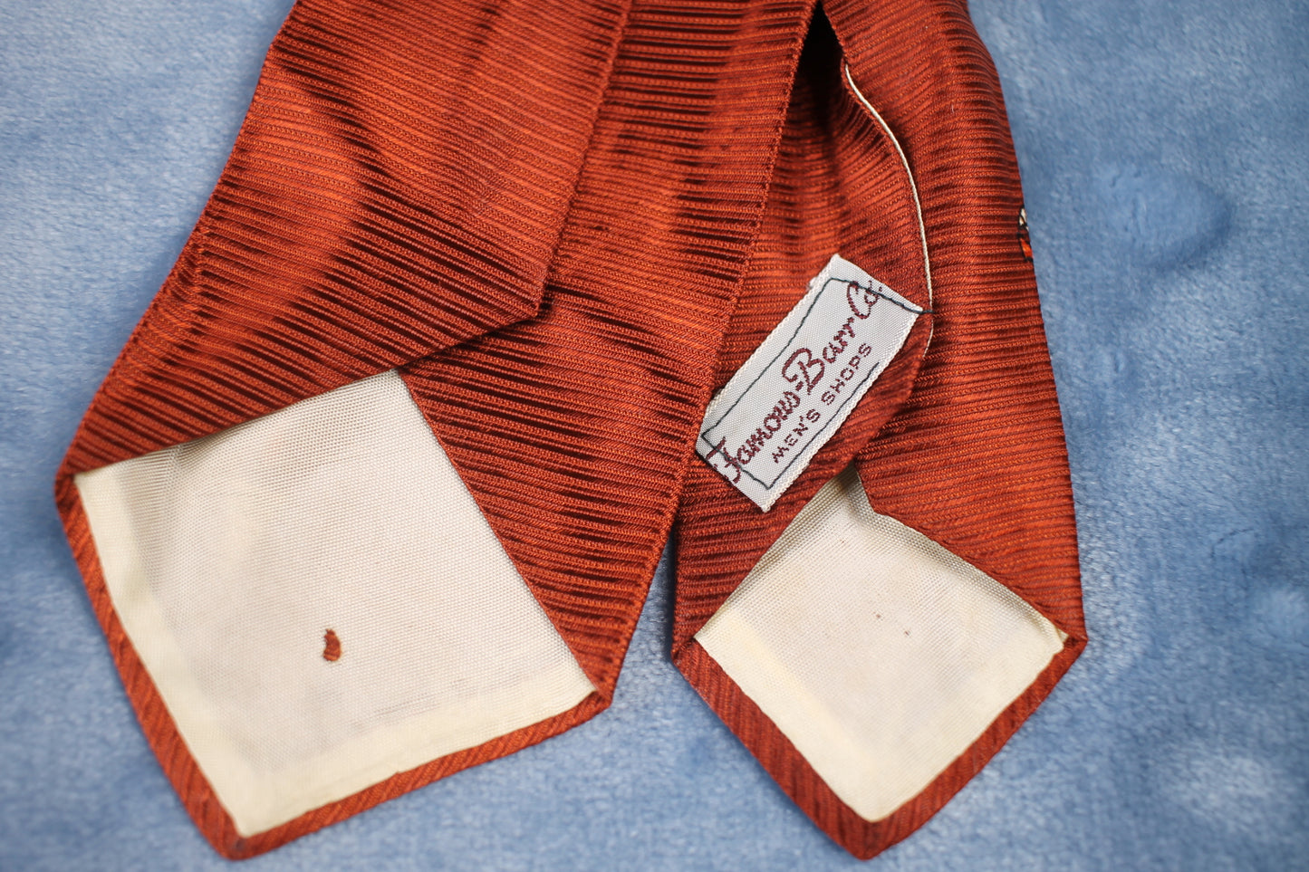 Vintage Famous Barr Co 1940s/50s bronze gold pattern tie