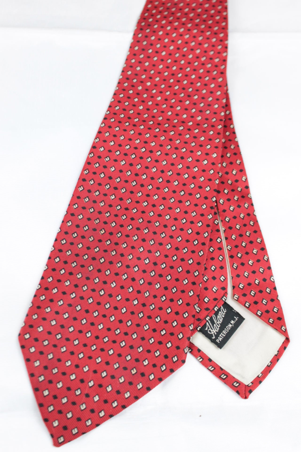 Vintage 1960s Haband Rose Red Diamond Polka Dots Pattern Swing Tie