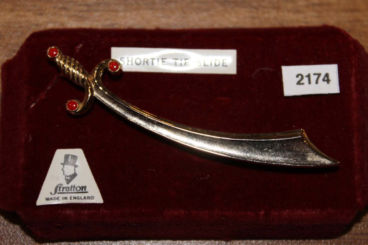 Vintage Stratton Made In England gold metal sword style tie slide