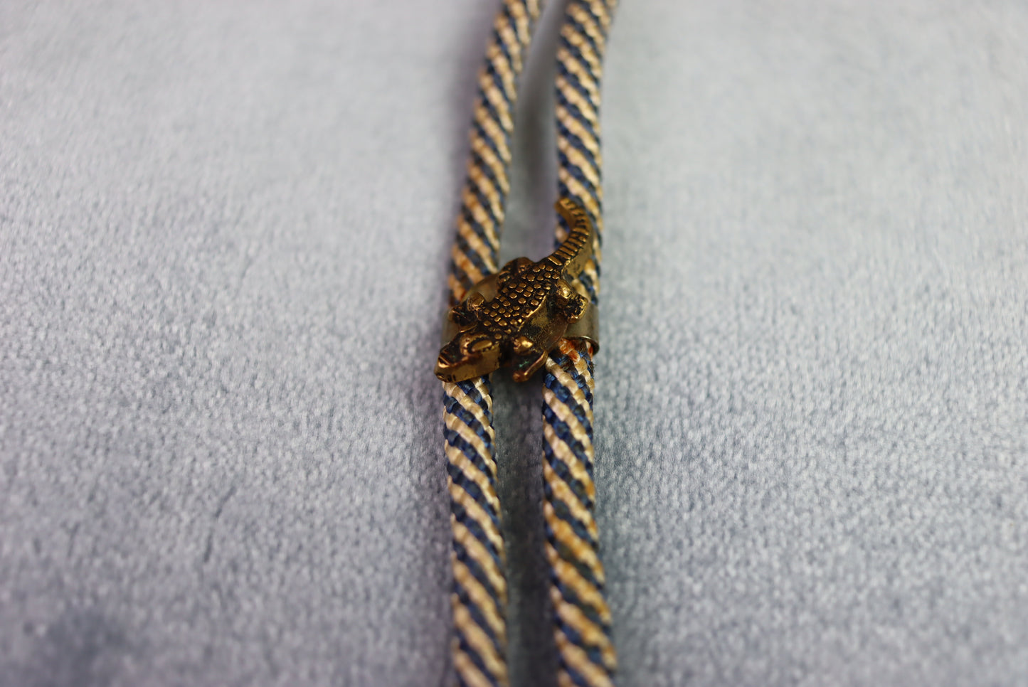 Vintage Small Rotating Crocodile Bolo Western Tie