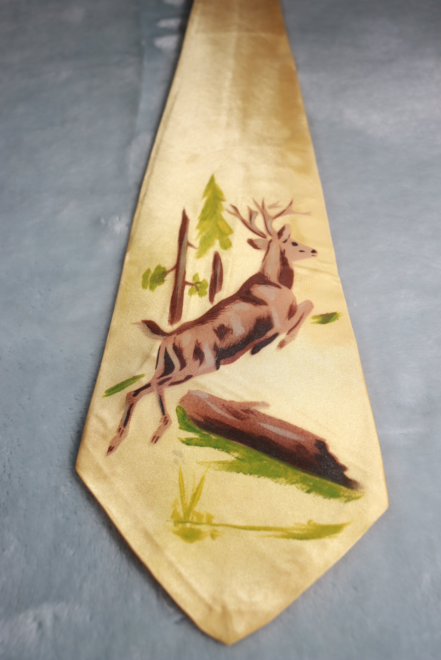 Vintage Gold Hand Painted Leaping Stag Swing Tie 1940s/50s