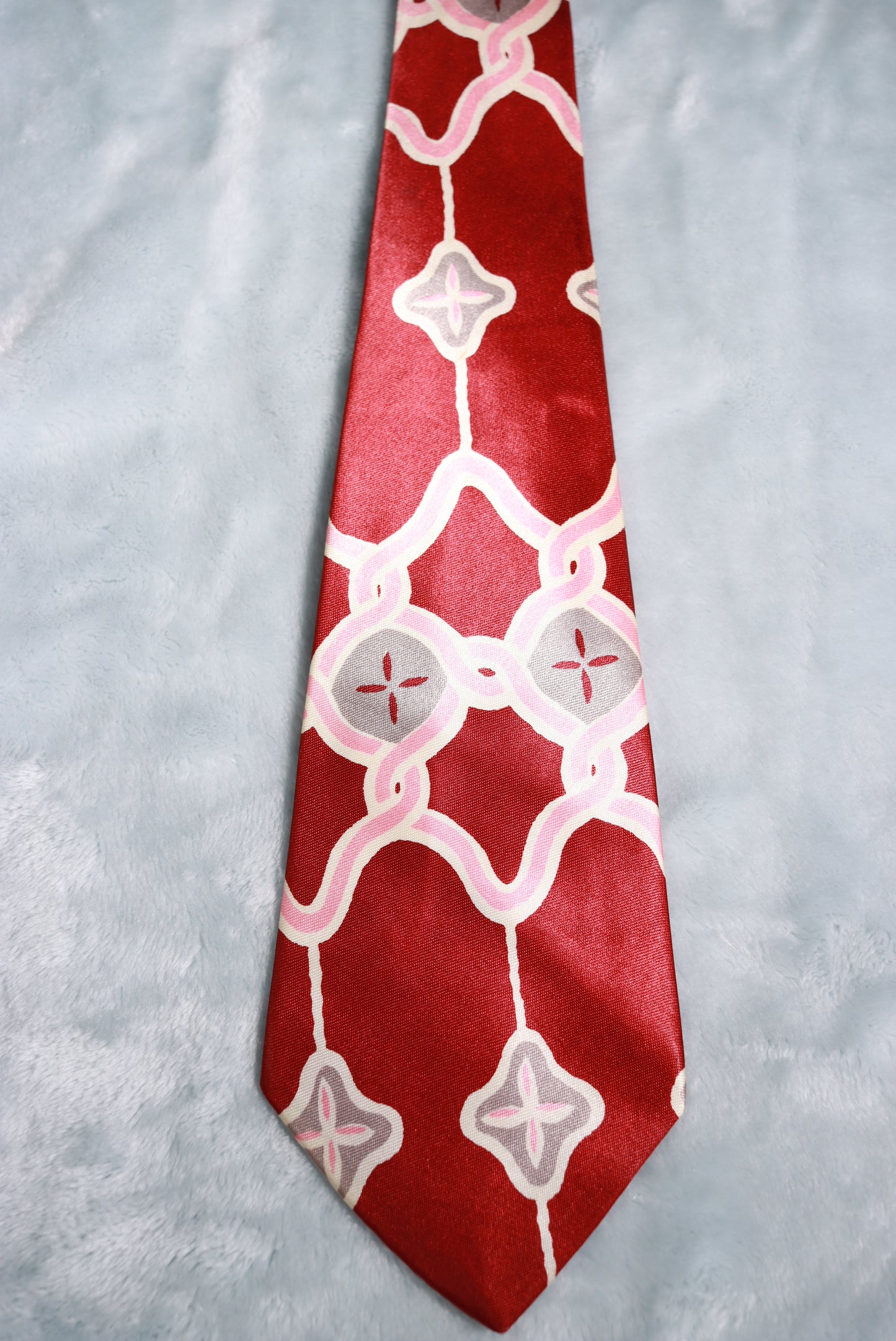 Vintage Burgundy Chain Link Pattern Swing Tie 1940s/50s