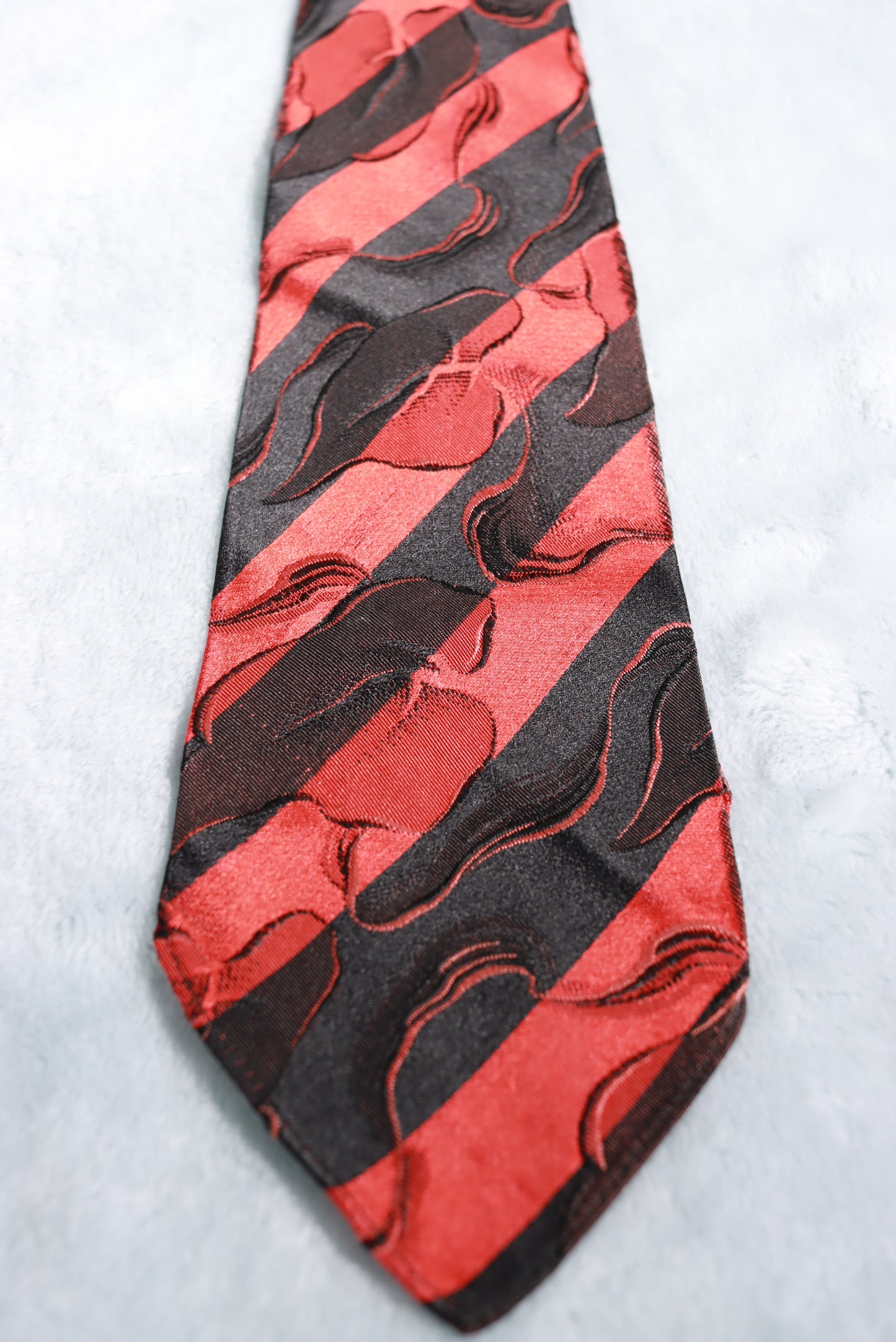 Vintage Red Black Silk Grayco Styled in Hollywood Tie