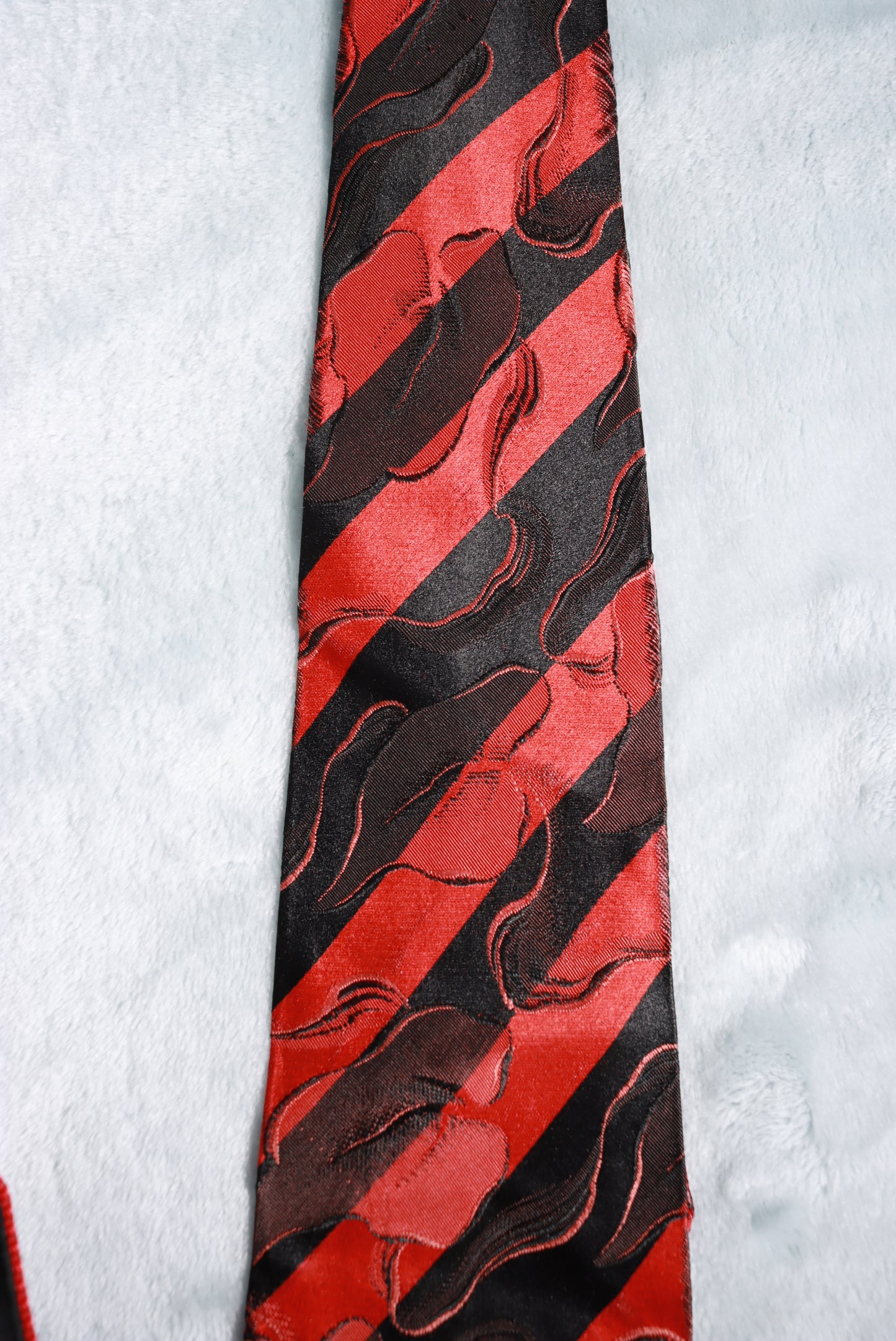 Vintage Red Black Silk Grayco Styled in Hollywood Tie