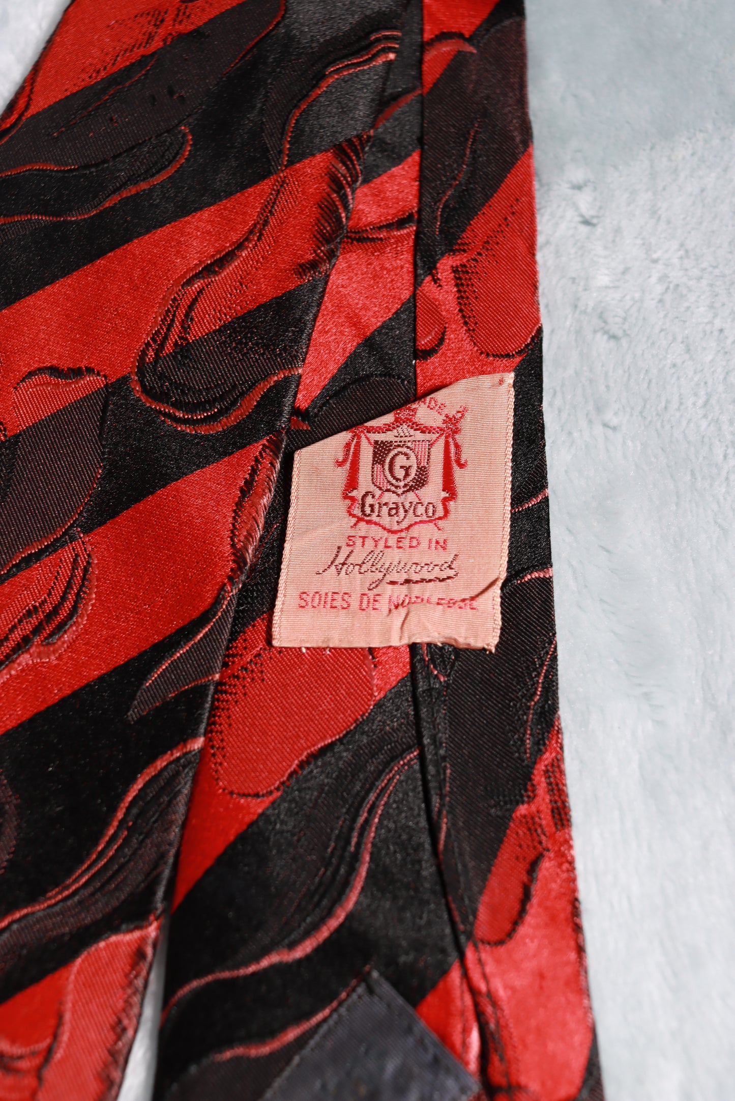 Vintage Red Black Silk Grayco Styled in Hollywood Tie