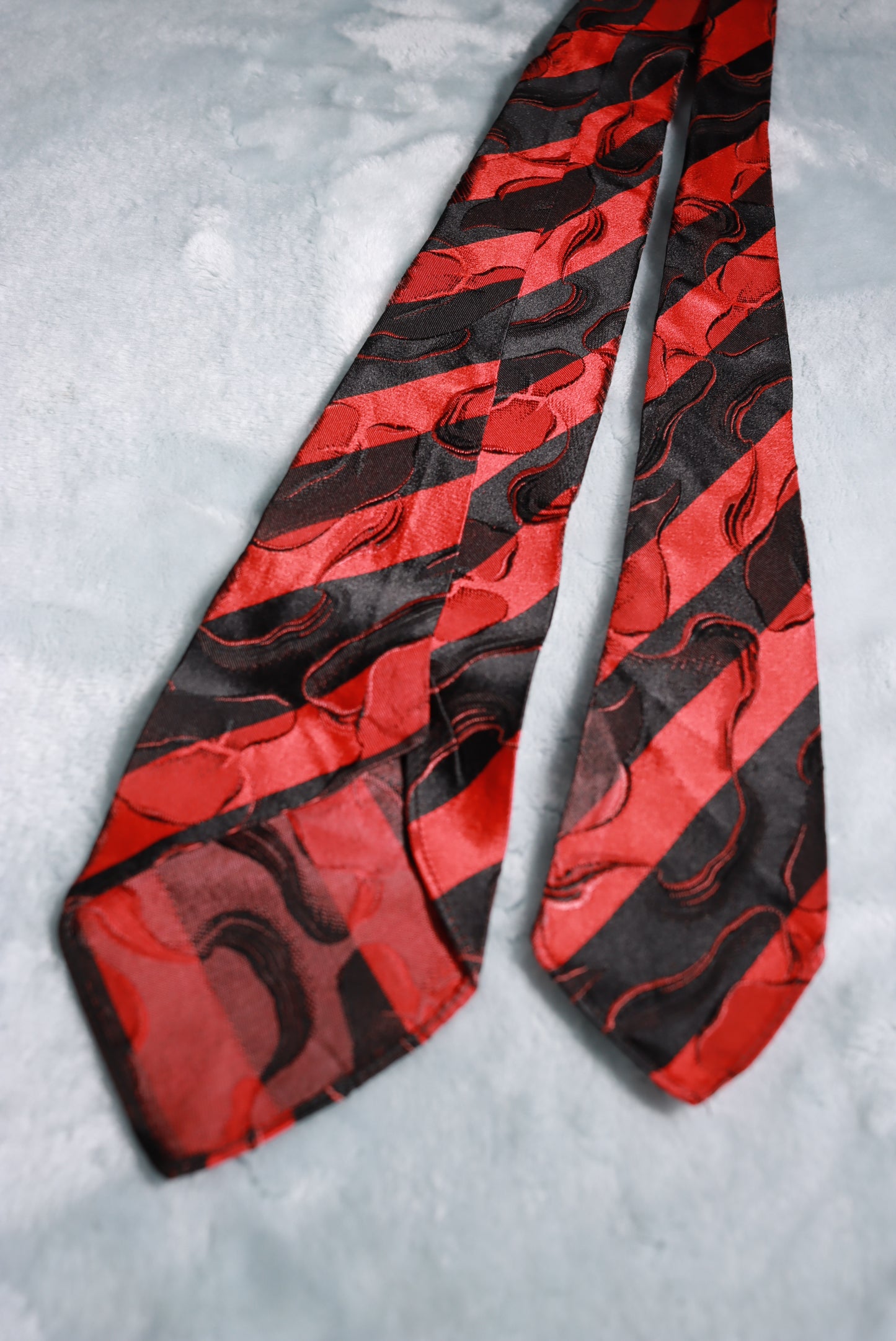 Vintage Red Black Silk Grayco Styled in Hollywood Tie