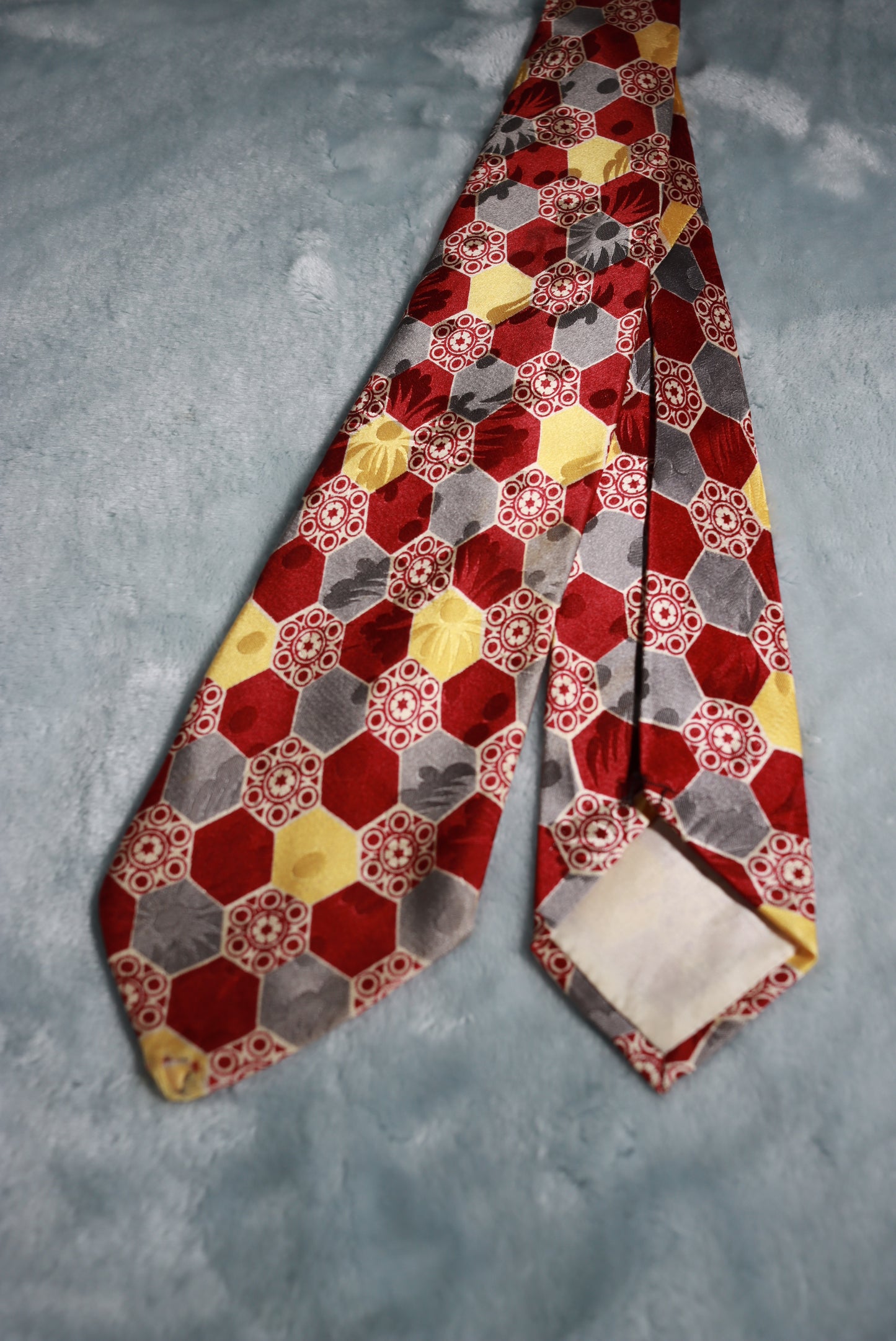 Vintage Burgundy Gold Grey Hexagon Swing Tie 1940s/50s