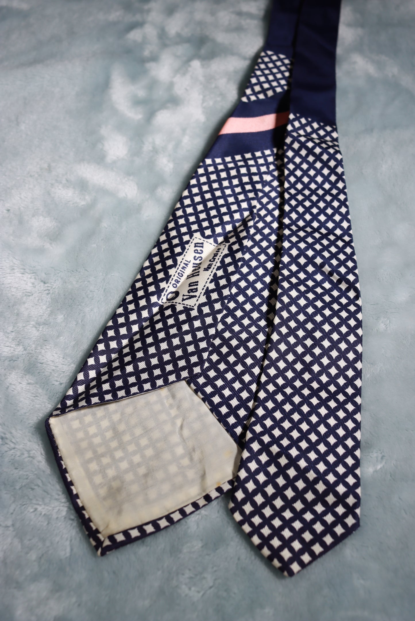 Vintage Van Heusen Van Cruise Swing Tie 1950s/60s