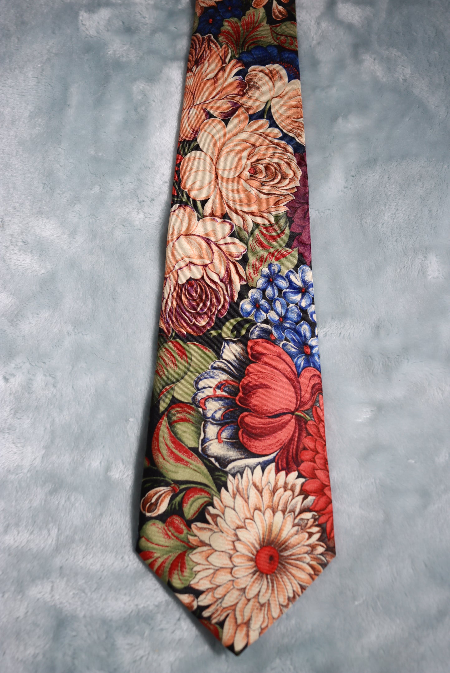 Vintage Hugo Boss Italian 100% Silk Floral Tie