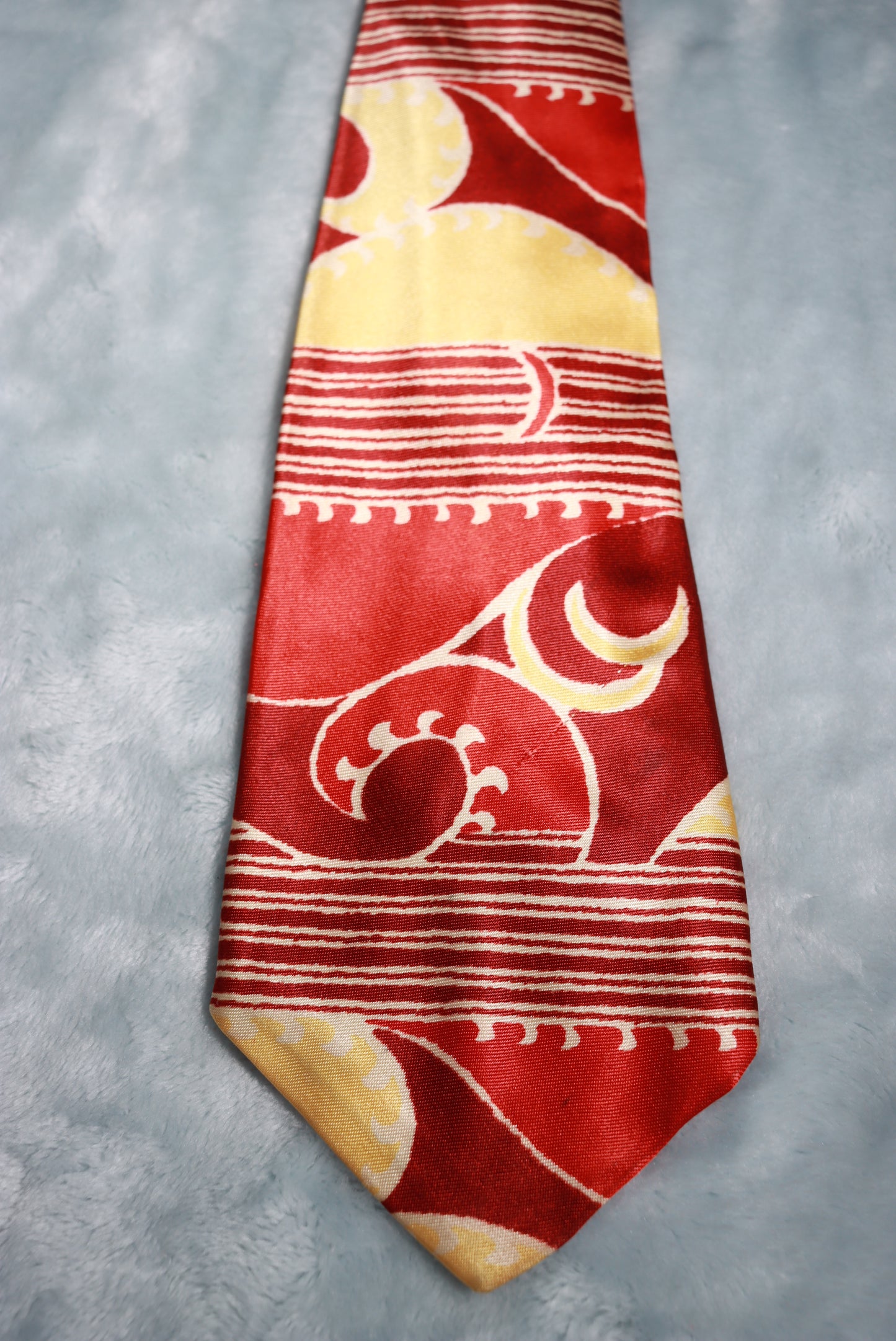 Vintage Wormser Royal Luxury Abstract Swing Tie 1940s/50s