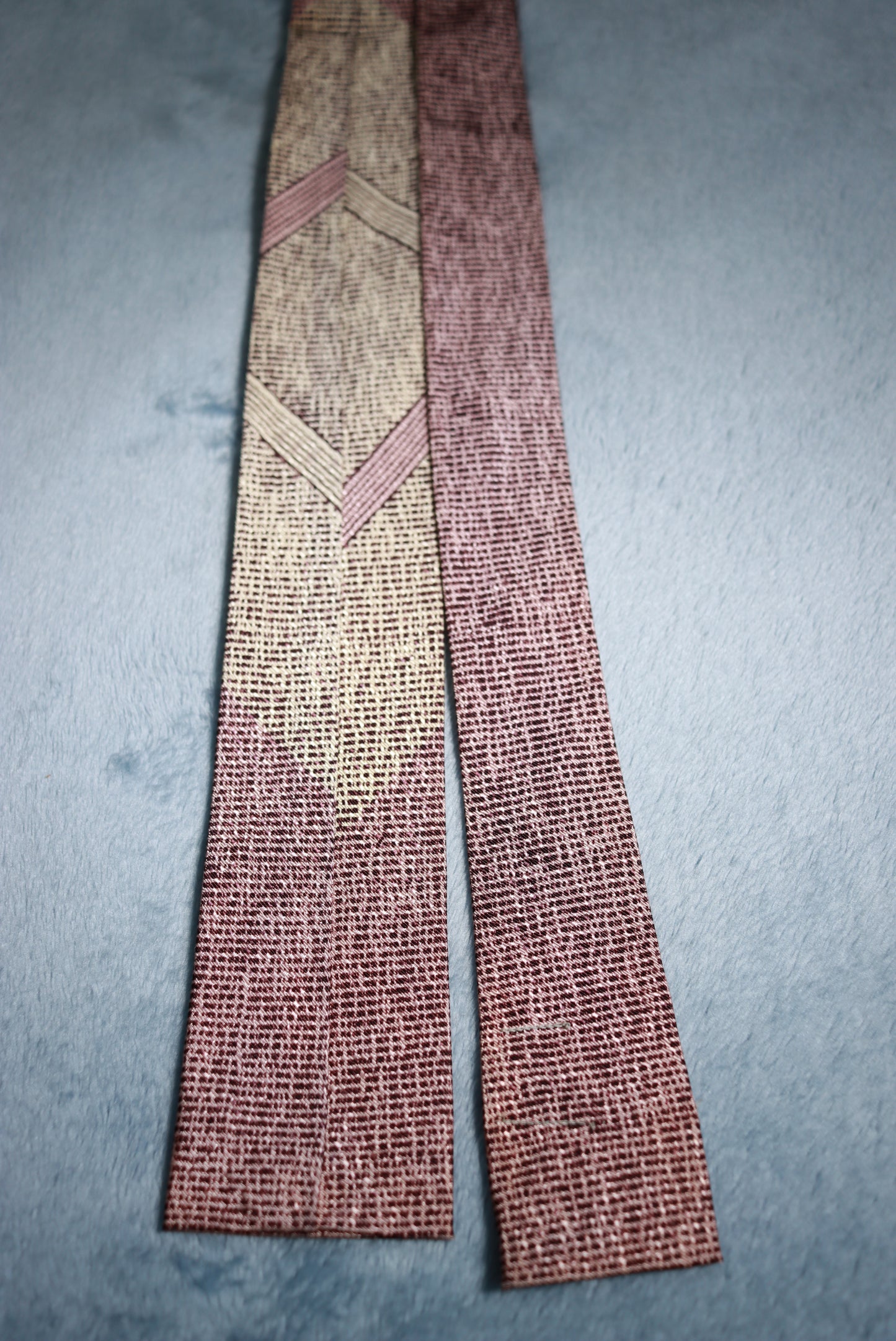 The Pelham Cravat Square End Dusky Pink & Cream Vintage Tie 1940s/50s
