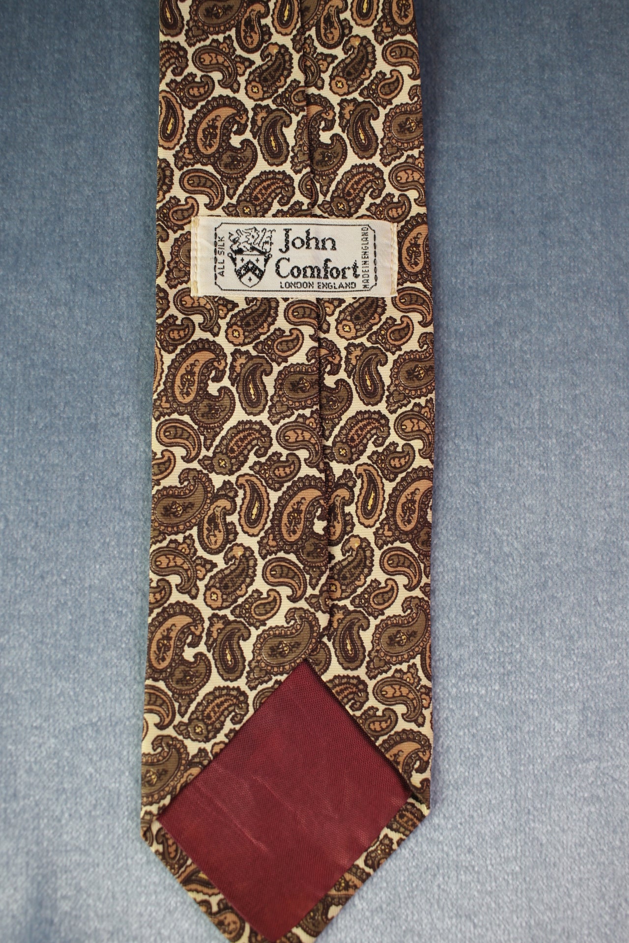 Vintage 1960s John Comfort all silk 2 tones browns paisley skinny tie