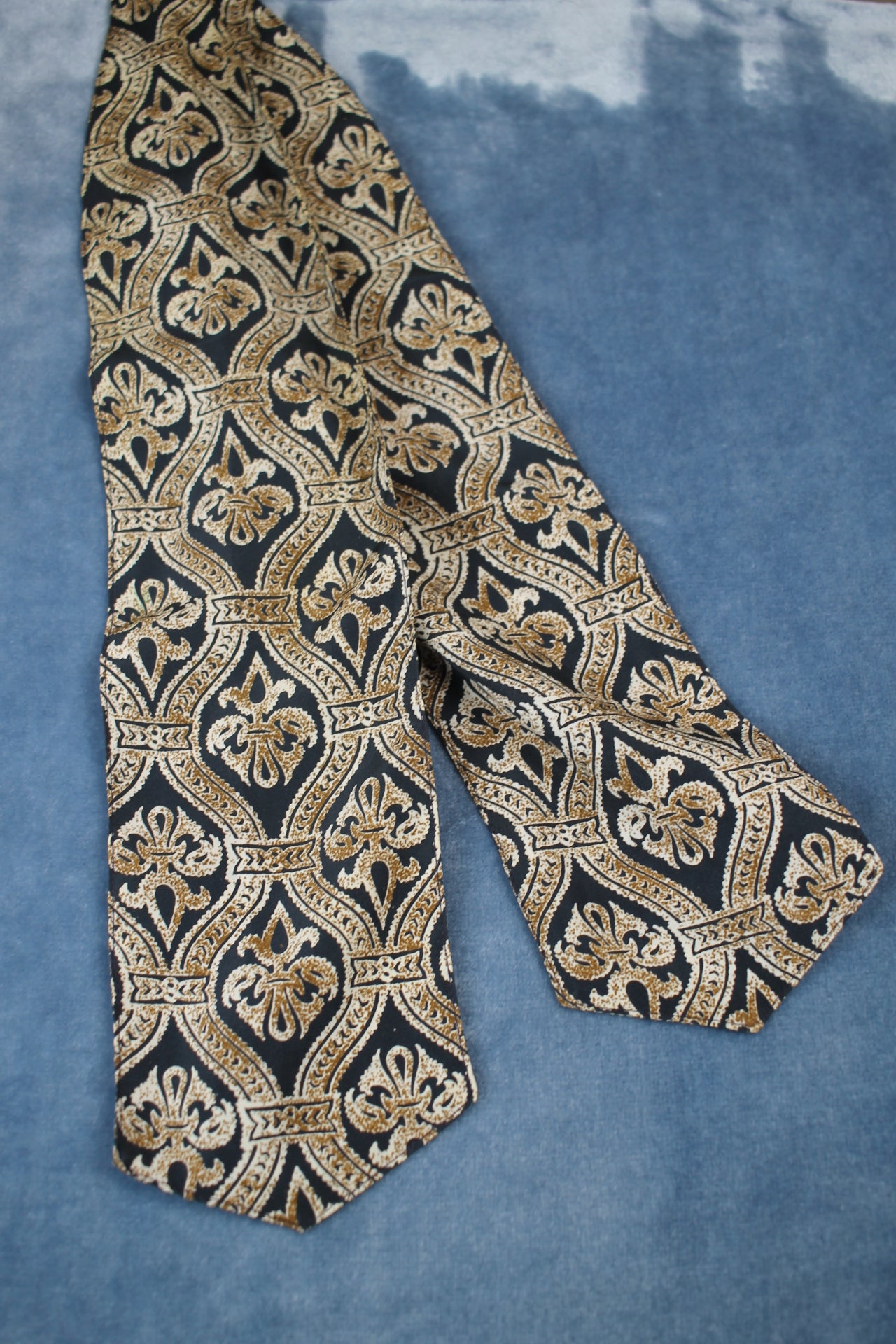 Vintage black brown patterned cravat retro mod