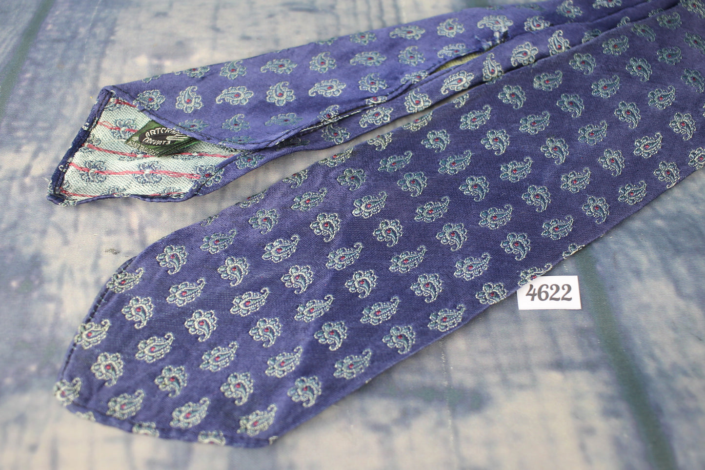 Vintage Artcraft Cravats Hand Tailored Blue Silver Paisley Tie 1940s/50s