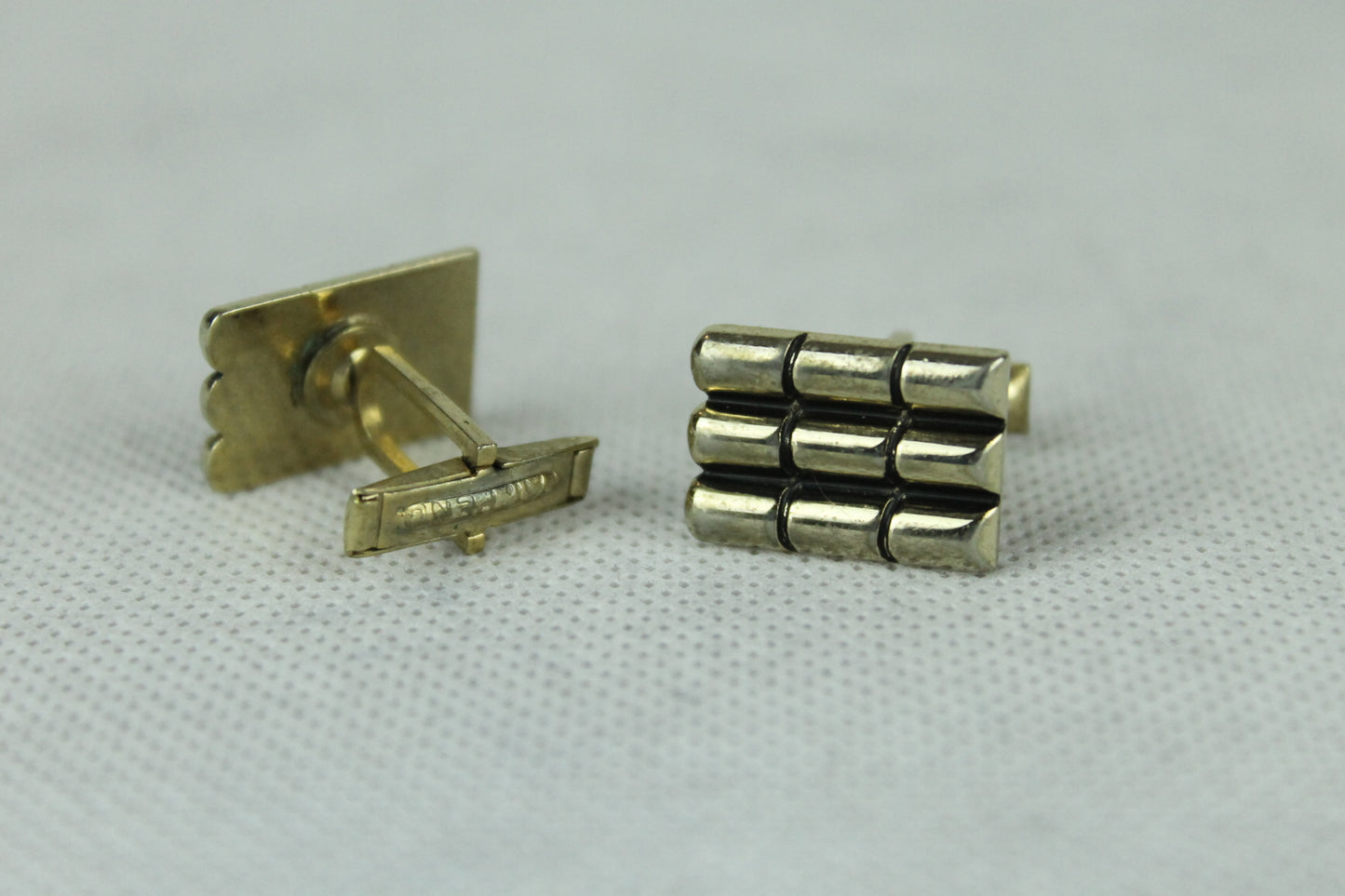 Vintage Gold Metal Oblong Bullet Ridge Cufflinks