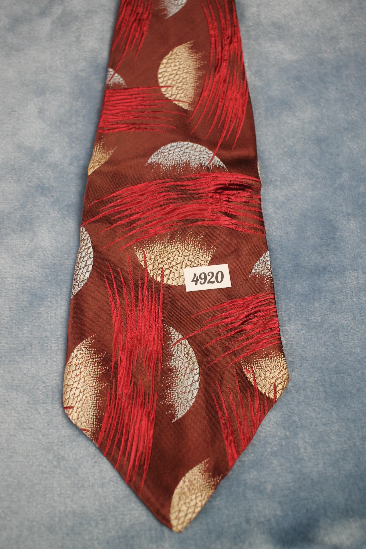 Vintage Stetson 1940s/50s red brown silver pattern swing tie