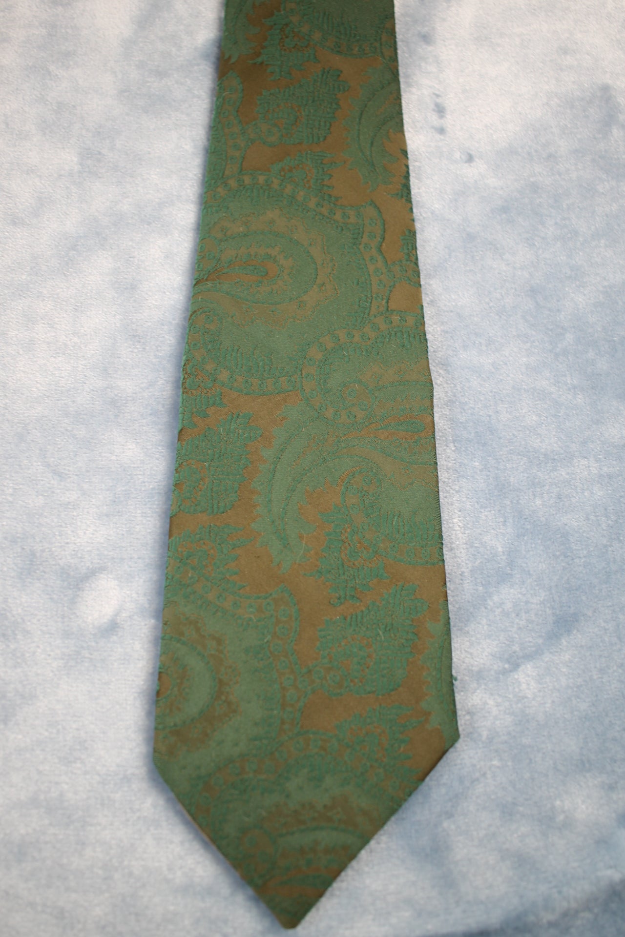 Vintage Sammy 1970s green pattern kipper tie