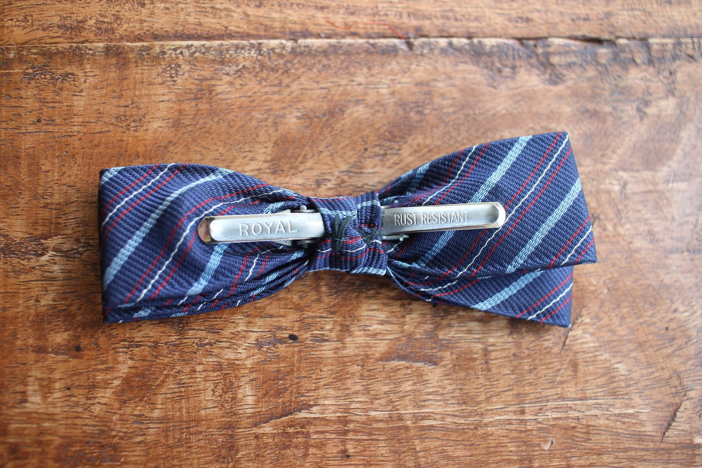 Vintage pre-tied clip on blue silver red striped pattern bow tie