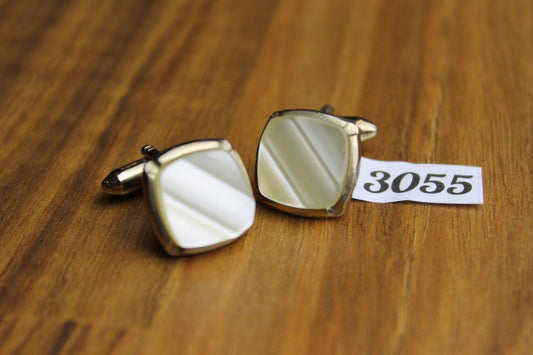 Vintage Rippled Pearly Lucite Cuff Links