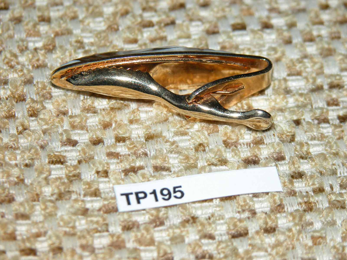 Vintage gold metal oval pearlised gold striped glass tie clip