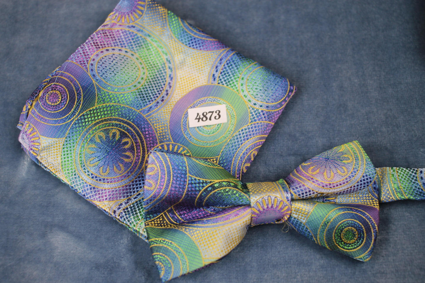 Vintage Stacy Adams pre-tied bow tie and Handkerchief Set green blue purple yellow circles pattern adjustable