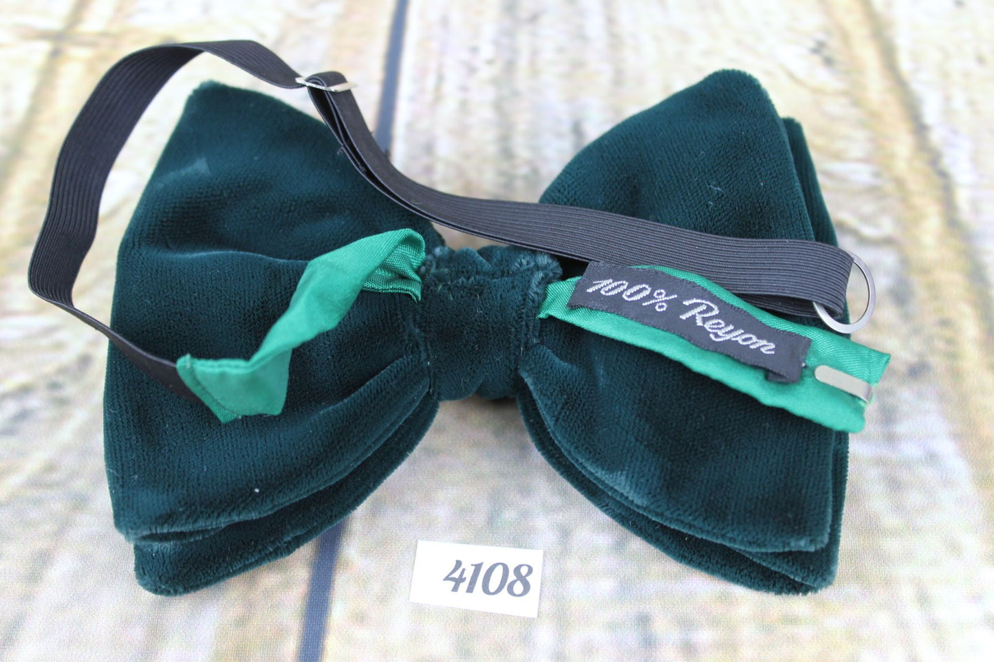 Vintage 1970s Jade Green Velvet Pre-Tied Bow Tie Adjustable