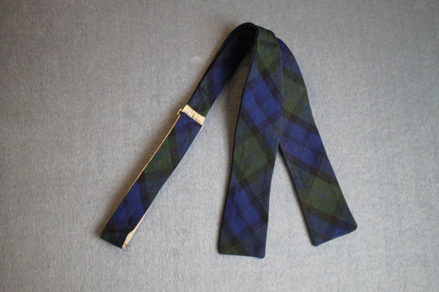 Vintage self tie paddle end blue green tartan pattern bow tie adjustable