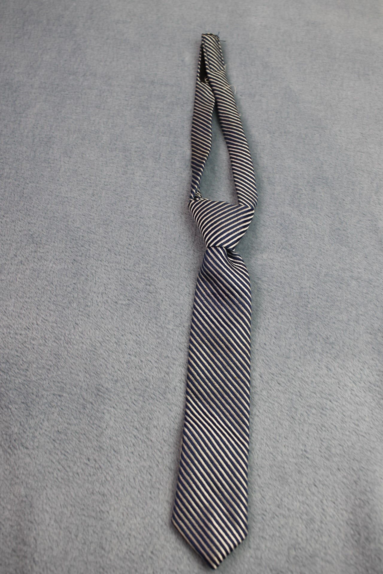 Vintage Childs Pre Tied Navy Blue Silver Striped Pattern Tie 2-3 YR